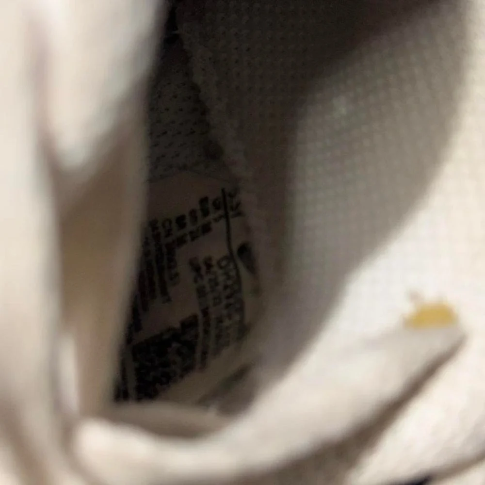 Nike Air Force 1‎ white trainers. Size US 5.5